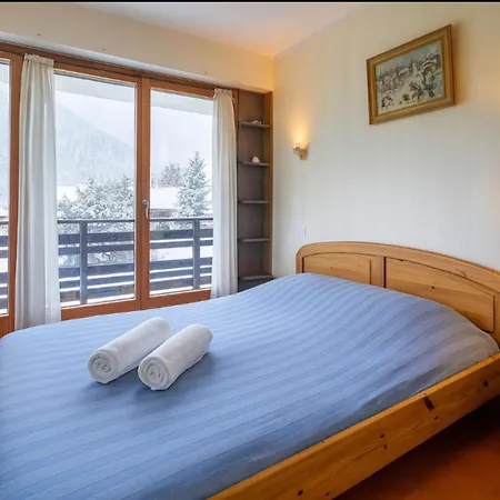 Appartement Overlooking The Mont Blanc Range *